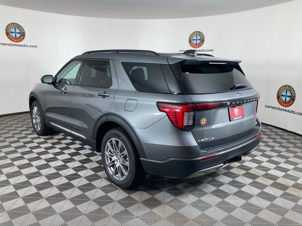 new 2025 Ford Explorer car, priced at $45,498