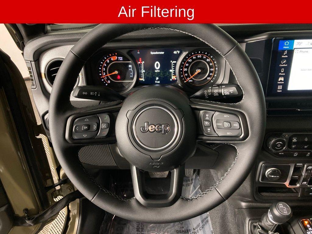 new 2025 Jeep Wrangler car, priced at $43,674