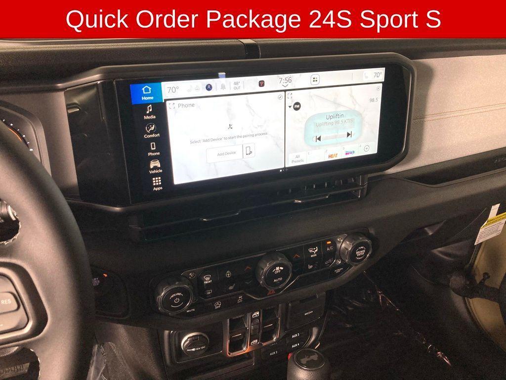 new 2025 Jeep Wrangler car, priced at $43,674