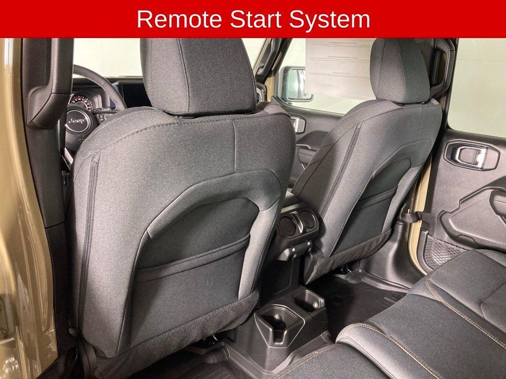 new 2025 Jeep Wrangler car, priced at $43,674