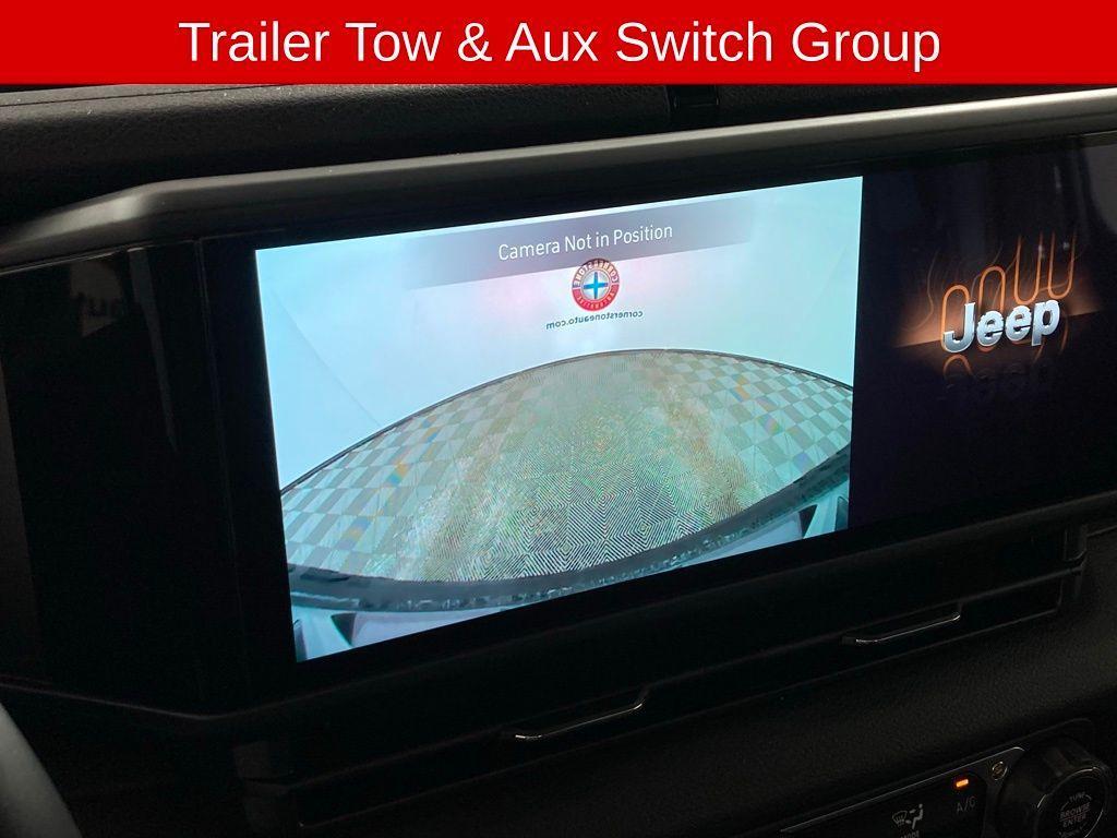 new 2025 Jeep Wrangler car, priced at $43,674