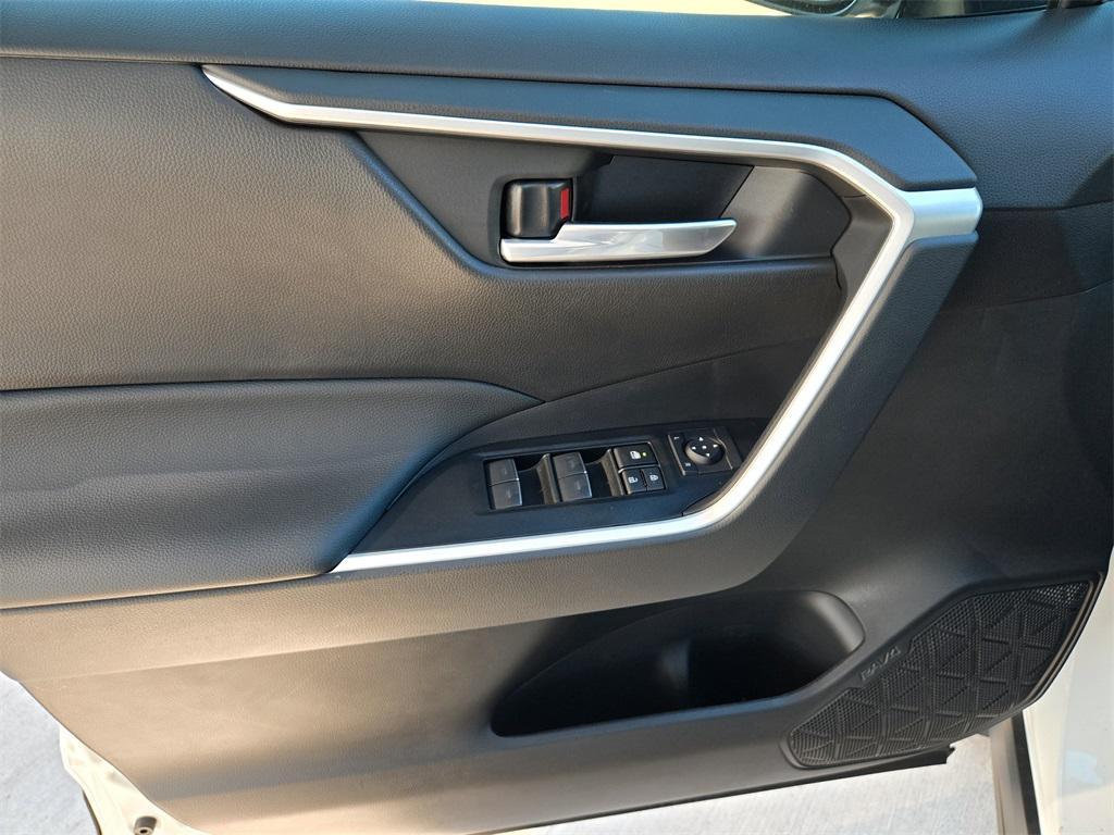 new 2025 Toyota RAV4 car, priced at $33,471
