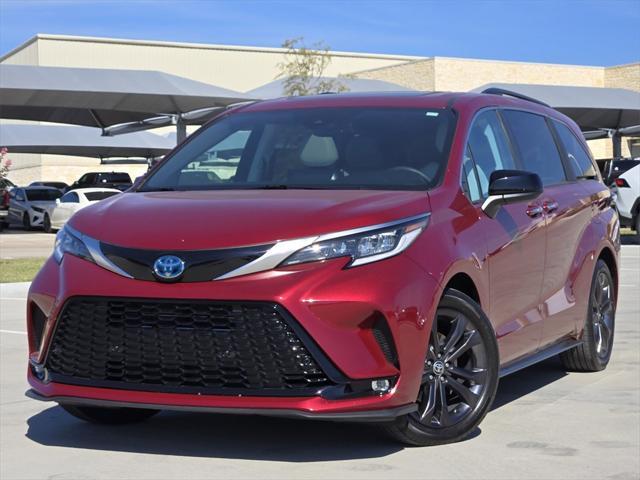 used 2023 Toyota Sienna car, priced at $43,609