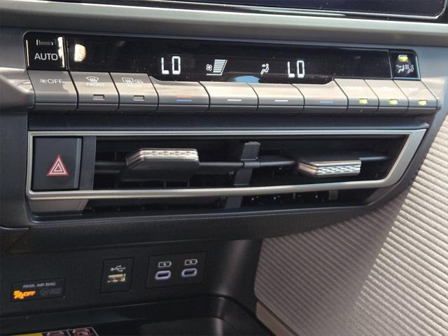 used 2025 Toyota Camry car, priced at $29,991