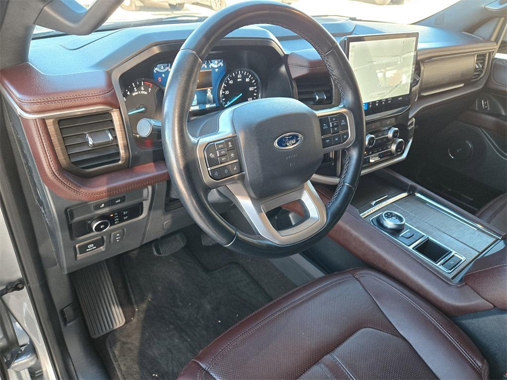used 2023 Ford Expedition car, priced at $35,961