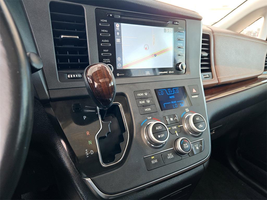 used 2019 Toyota Sienna car, priced at $32,621