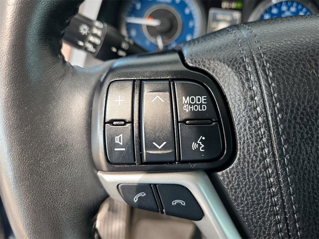 used 2019 Toyota Sienna car, priced at $32,621