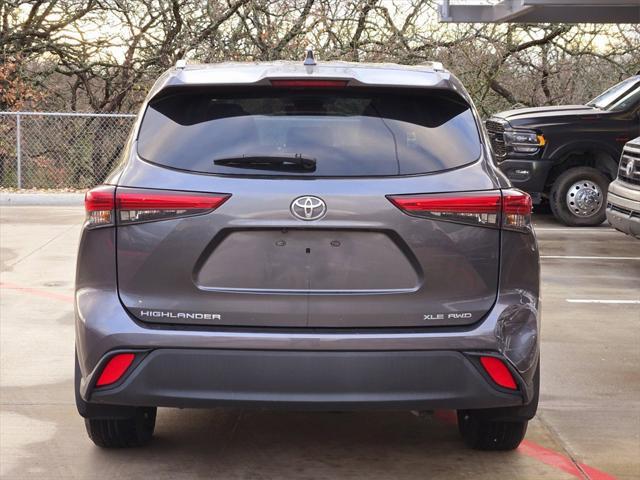 used 2020 Toyota Highlander car, priced at $27,898