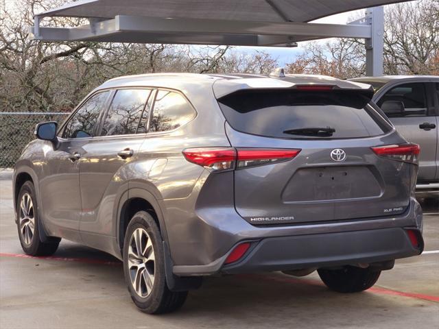 used 2020 Toyota Highlander car, priced at $27,898