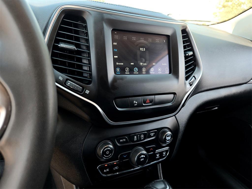 used 2020 Jeep Cherokee car, priced at $17,785