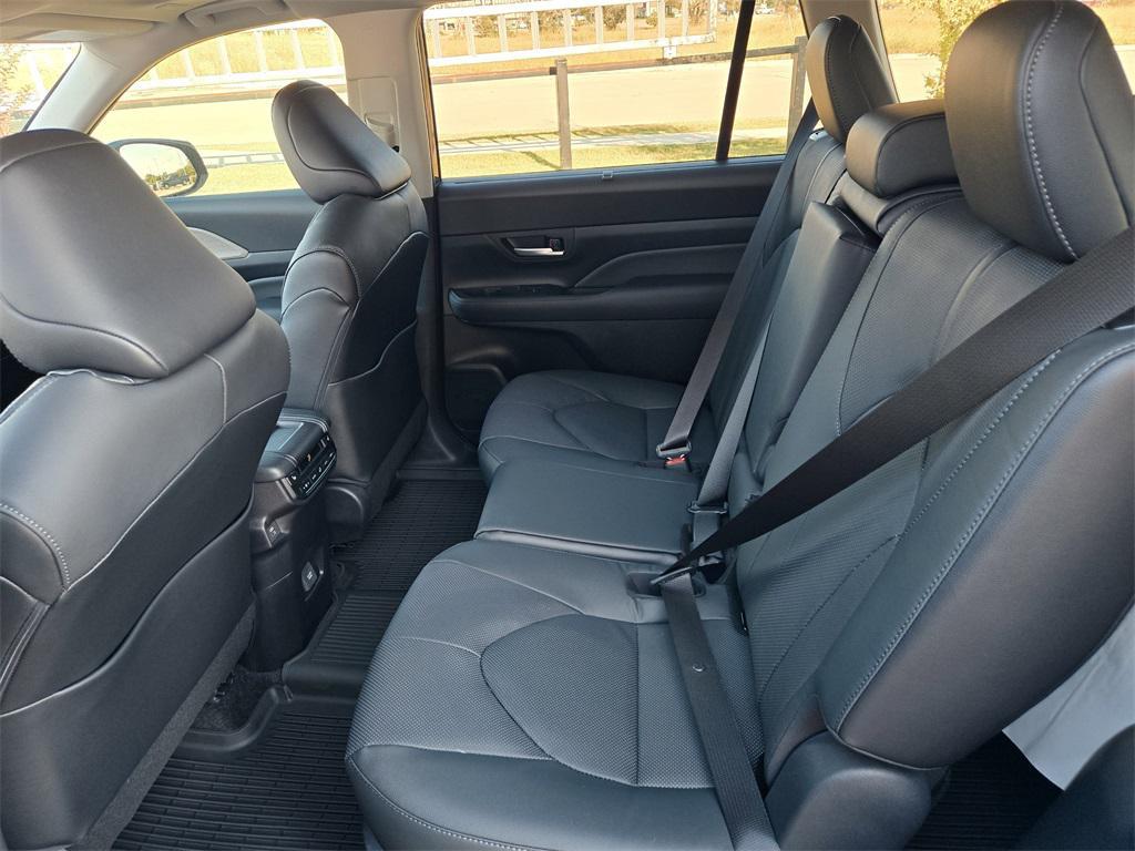 new 2026 Toyota Grand Highlander car, priced at $60,102