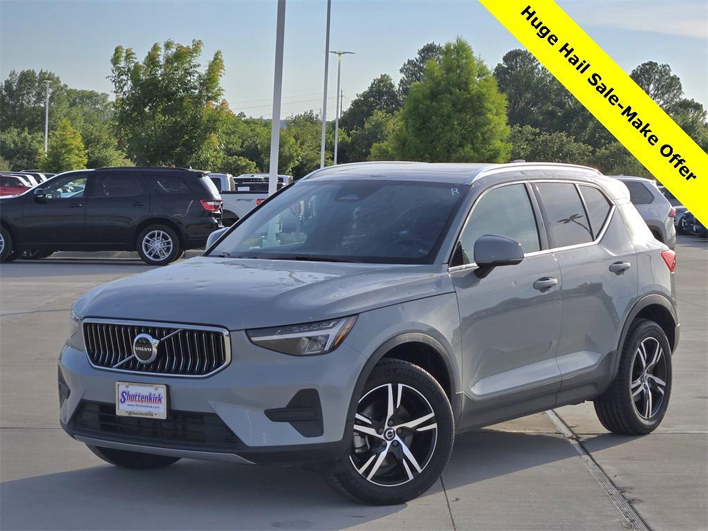 used 2024 Volvo XC40 car, priced at $24,943