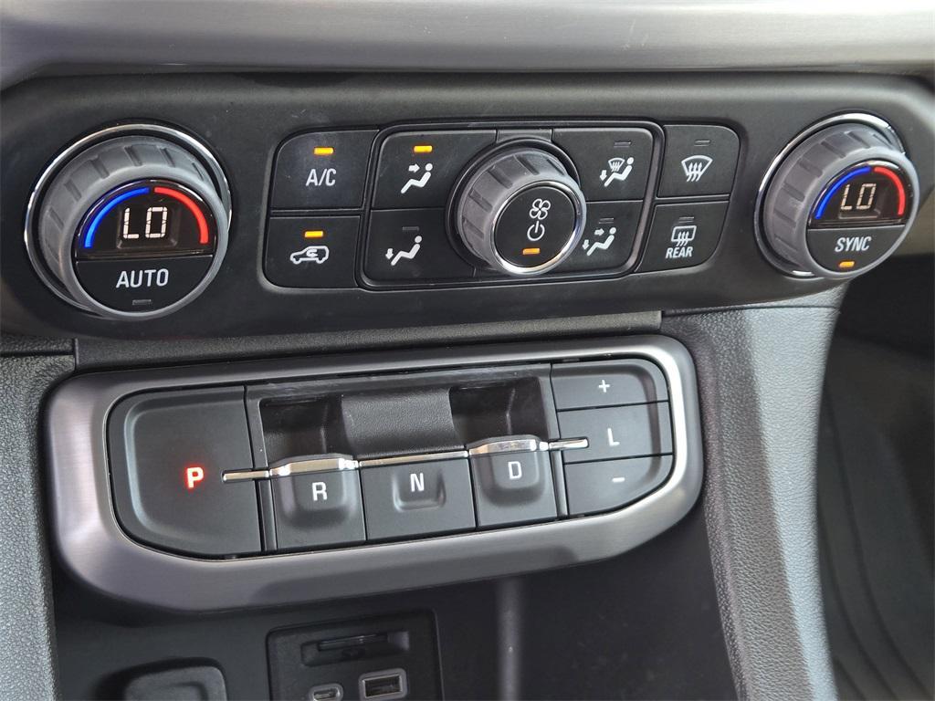 used 2023 GMC Acadia car, priced at $32,903