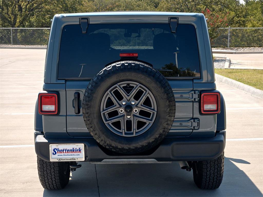 used 2025 Jeep Wrangler car, priced at $41,836