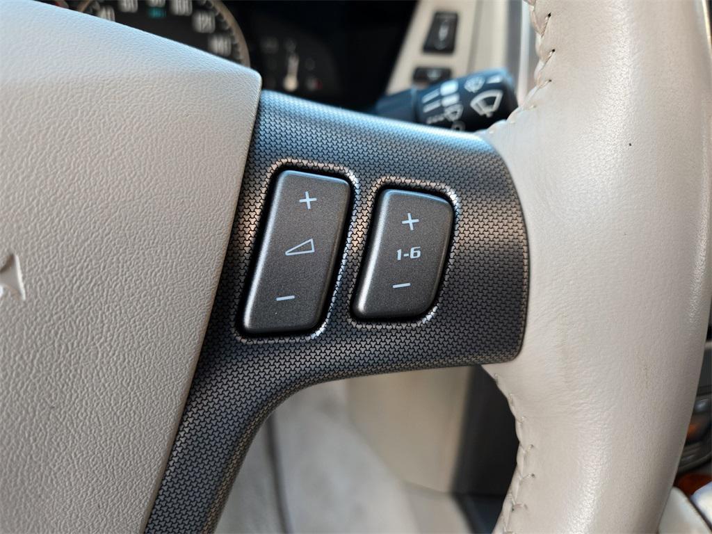used 2005 Cadillac XLR car, priced at $22,743