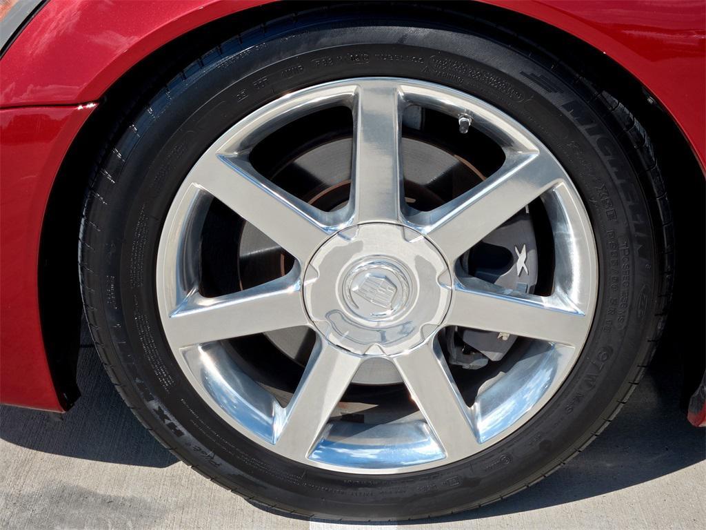 used 2005 Cadillac XLR car, priced at $22,743