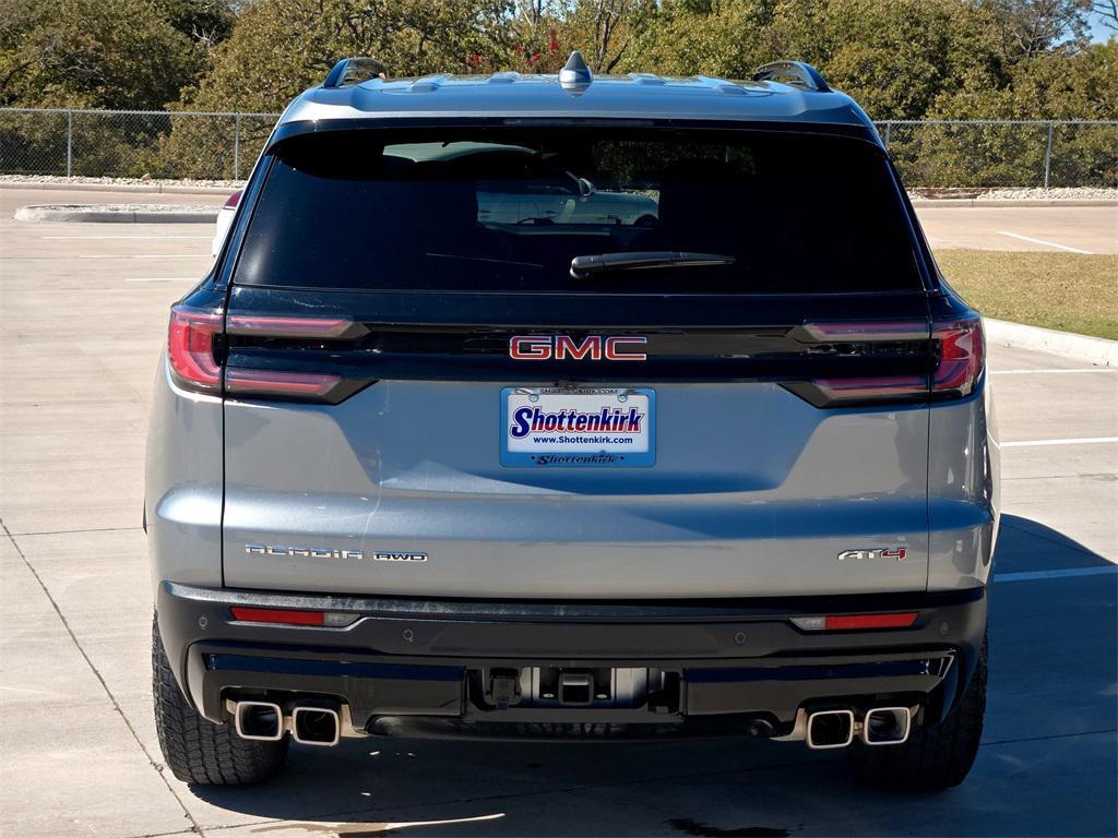 used 2024 GMC Acadia car, priced at $43,684