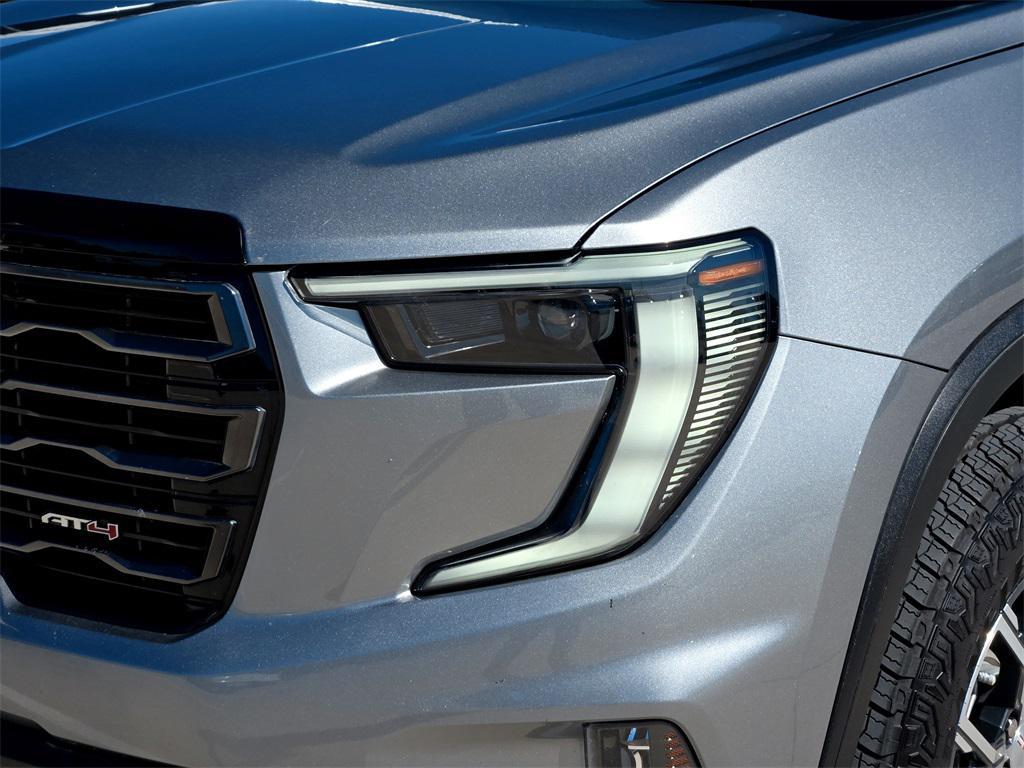 used 2024 GMC Acadia car, priced at $43,684