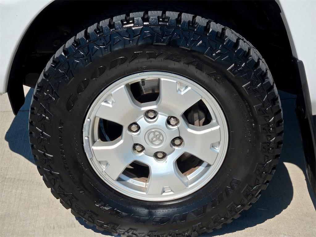 used 2014 Toyota Tacoma car, priced at $18,674