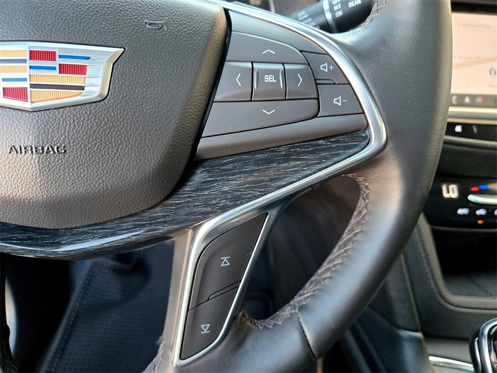 used 2024 Cadillac XT5 car, priced at $32,783