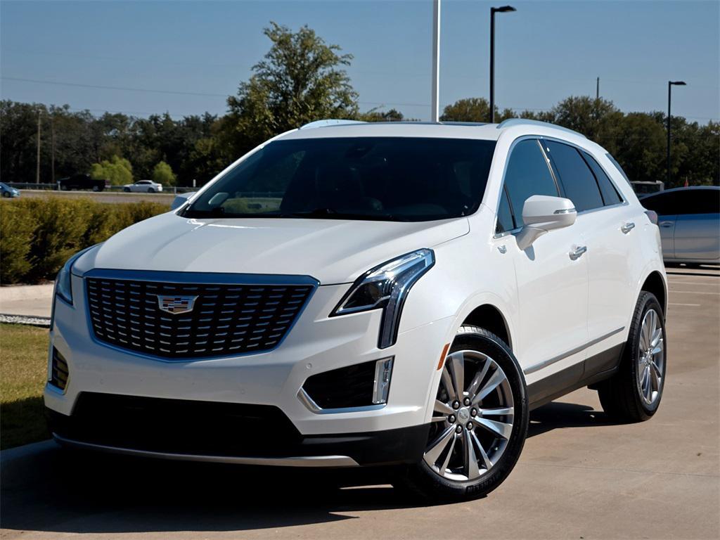 used 2024 Cadillac XT5 car, priced at $32,783
