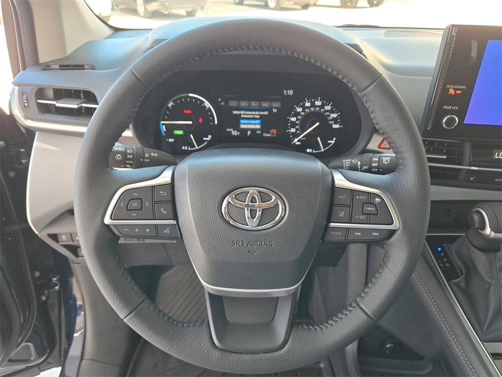 new 2025 Toyota Sienna car, priced at $48,668