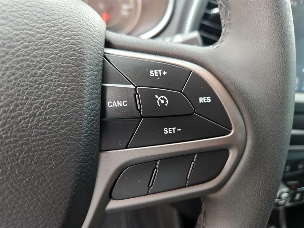 used 2022 Jeep Cherokee car, priced at $22,698