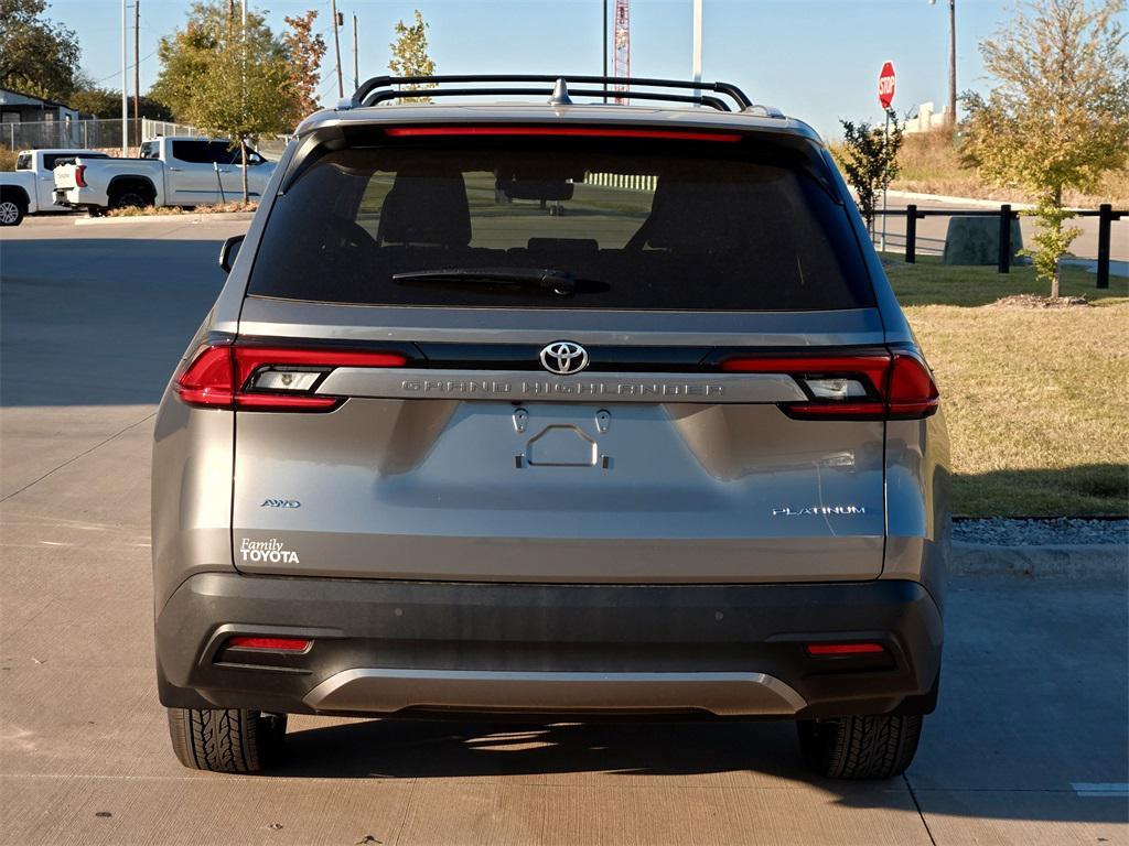 new 2026 Toyota Grand Highlander car