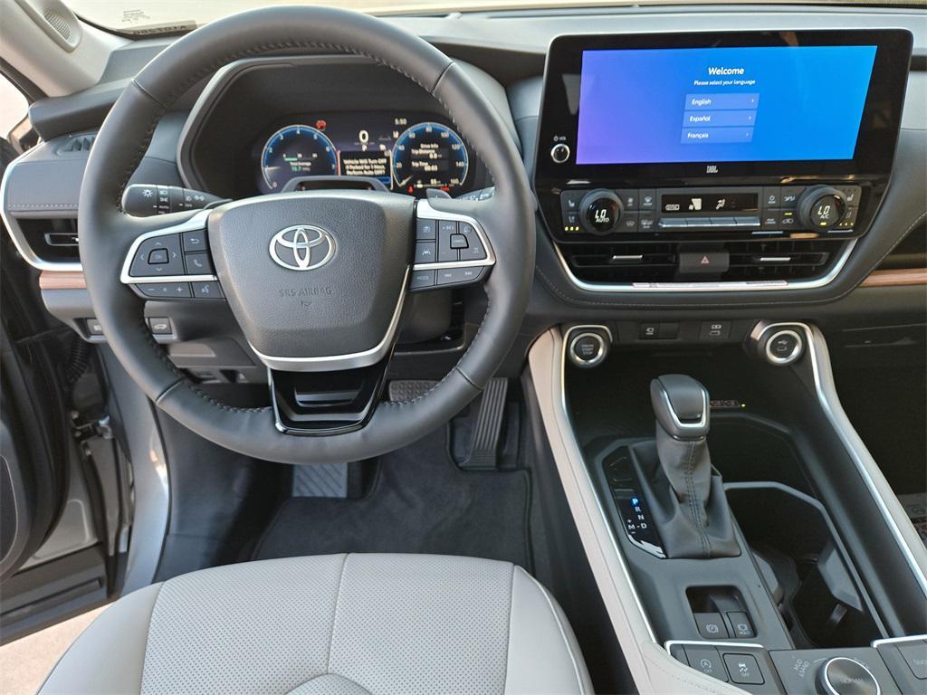 new 2026 Toyota Grand Highlander car