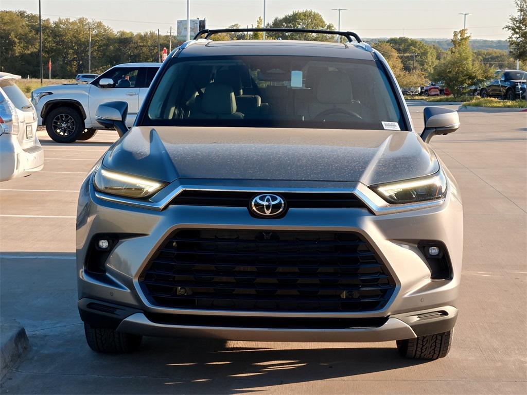 new 2026 Toyota Grand Highlander car
