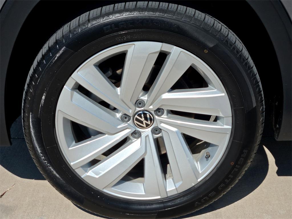 used 2021 Volkswagen Atlas Cross Sport car, priced at $19,739