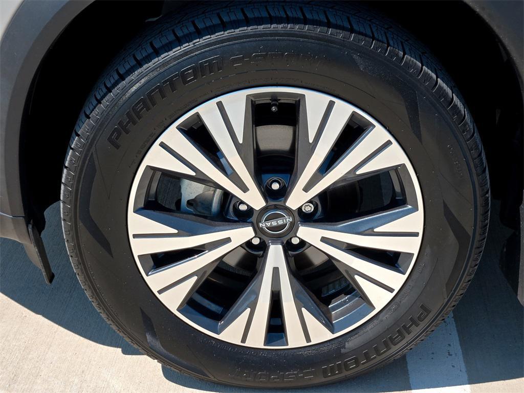 used 2022 Nissan Rogue car, priced at $19,816