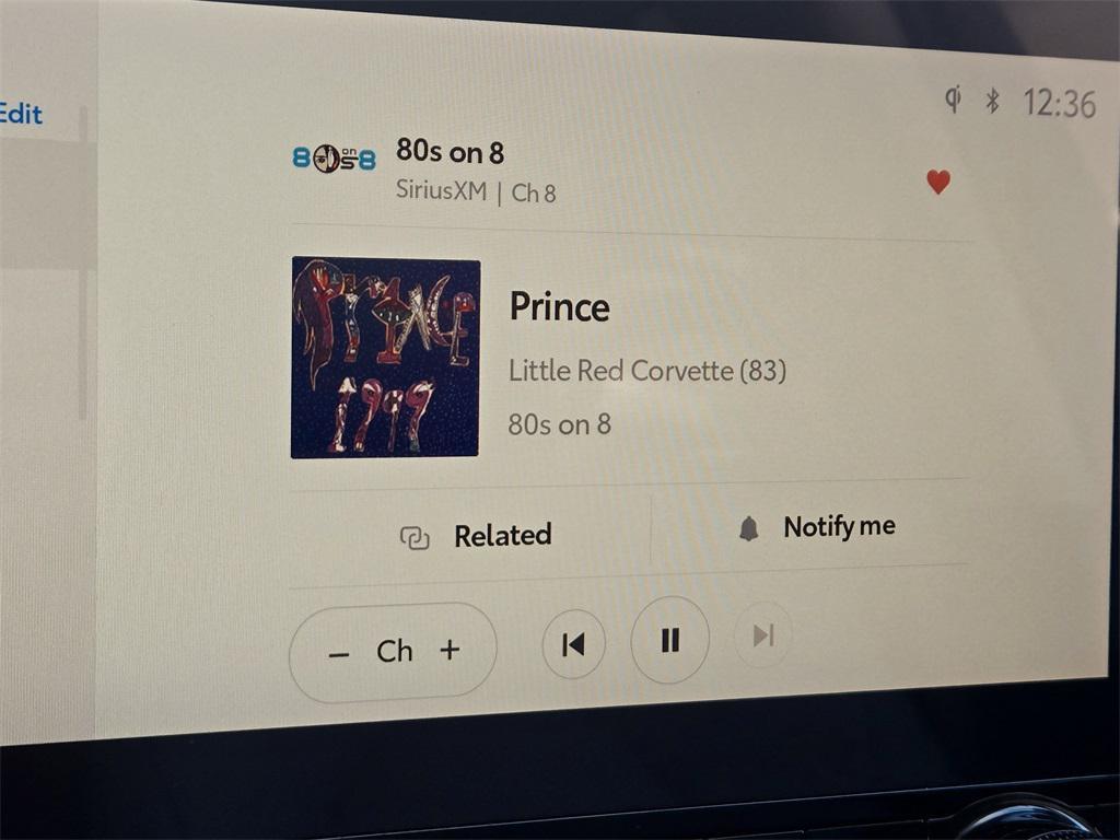 used 2023 Toyota Highlander car, priced at $36,907