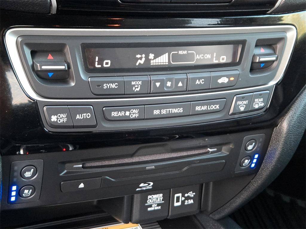 used 2022 Honda Pilot car, priced at $33,794
