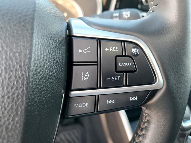 used 2022 Toyota Highlander car, priced at $36,539