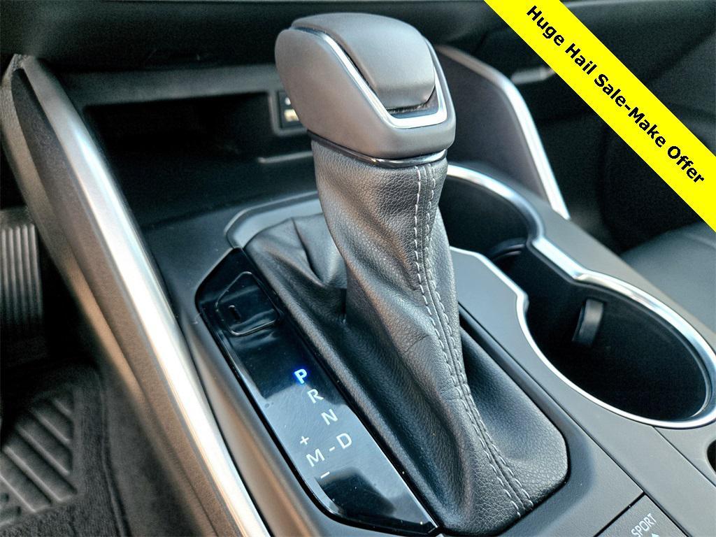 used 2022 Toyota Highlander car, priced at $32,850