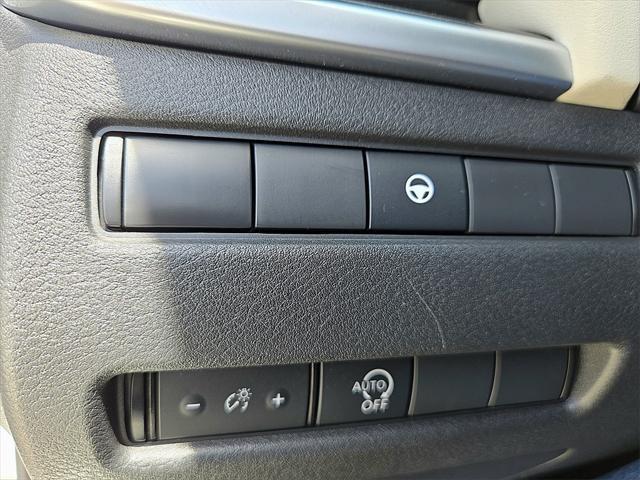 used 2023 Nissan Rogue car, priced at $20,959