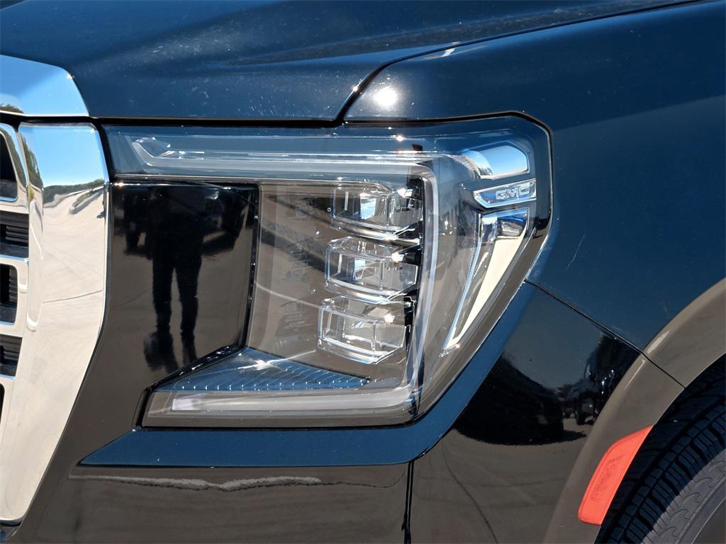 used 2023 GMC Yukon car, priced at $50,946