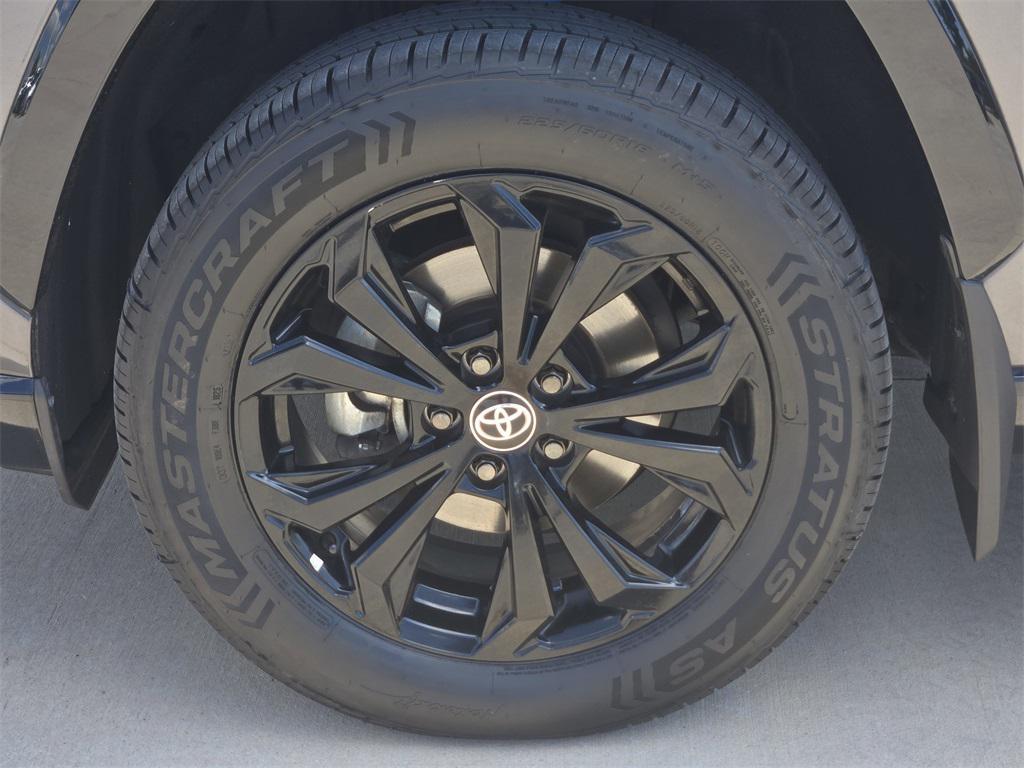 used 2022 Toyota RAV4 Hybrid car, priced at $27,468