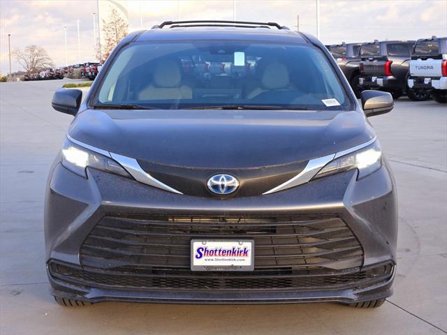 used 2025 Toyota Sienna car, priced at $45,965