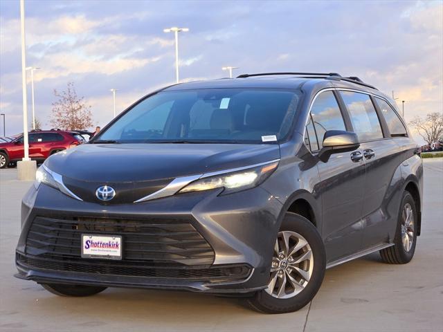 used 2025 Toyota Sienna car, priced at $45,965