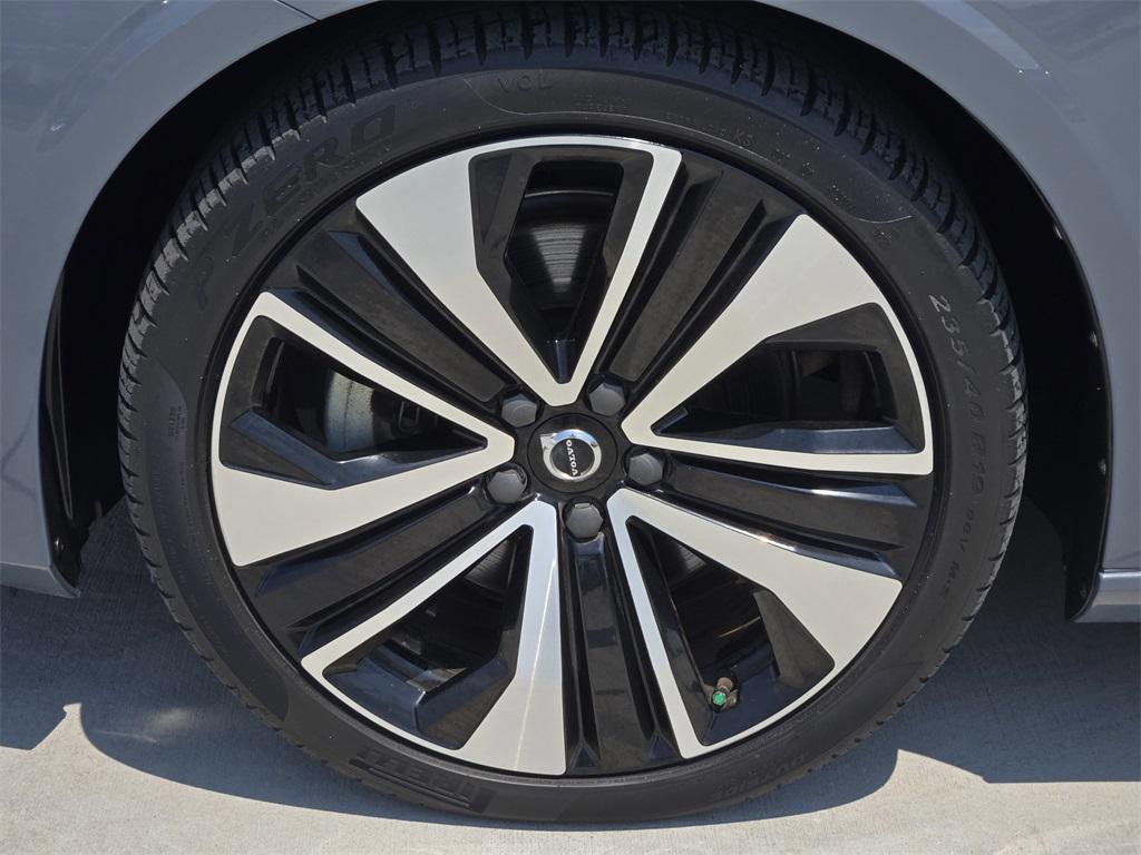 used 2022 Volvo S60 car, priced at $23,984