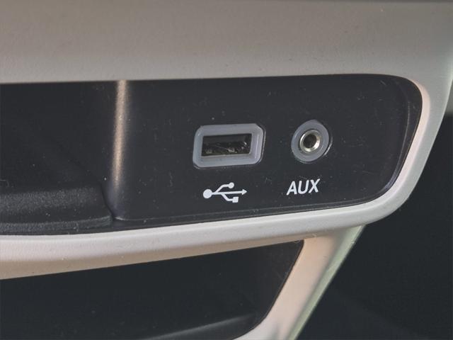 used 2018 Chrysler Pacifica car, priced at $11,965