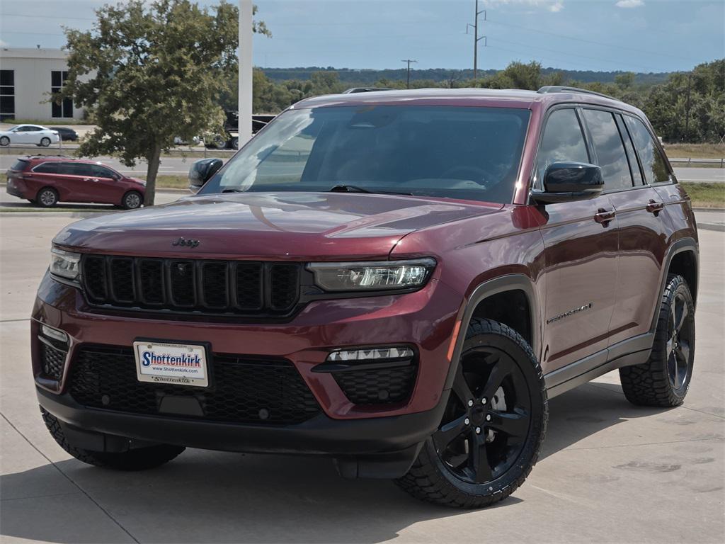 used 2023 Jeep Grand Cherokee car, priced at $29,824