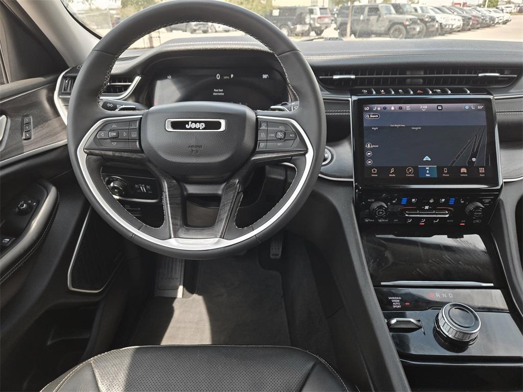 used 2023 Jeep Grand Cherokee car, priced at $29,824