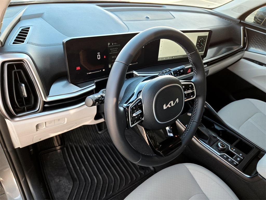used 2025 Kia Sorento car, priced at $33,739