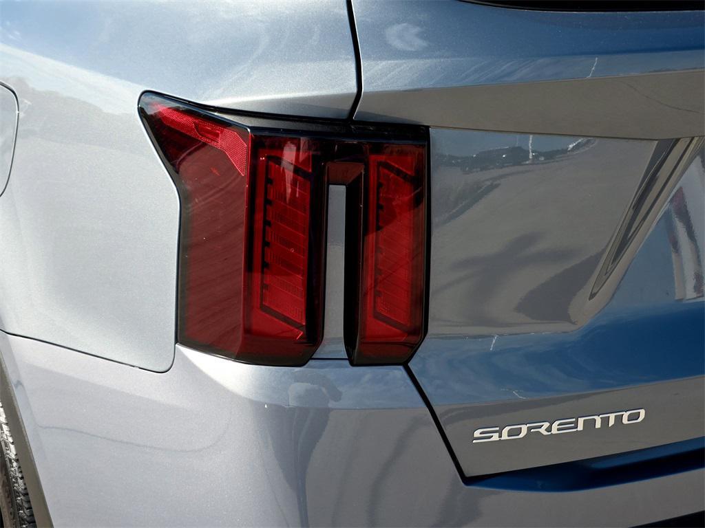 used 2025 Kia Sorento car, priced at $33,739