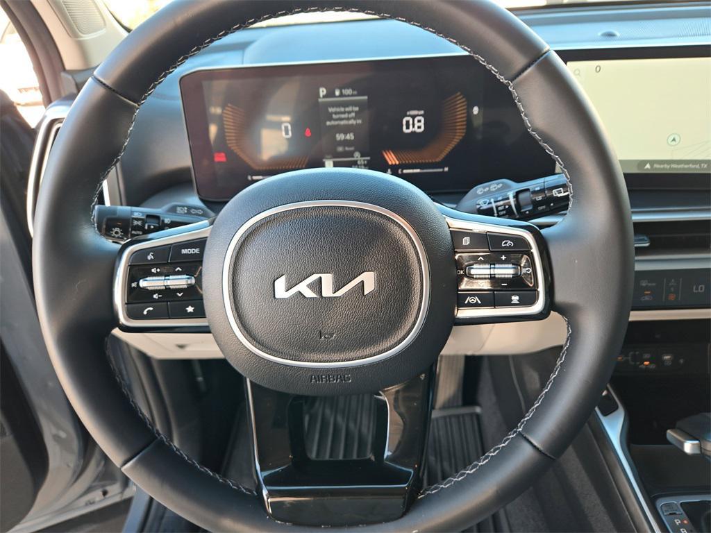 used 2025 Kia Sorento car, priced at $33,739