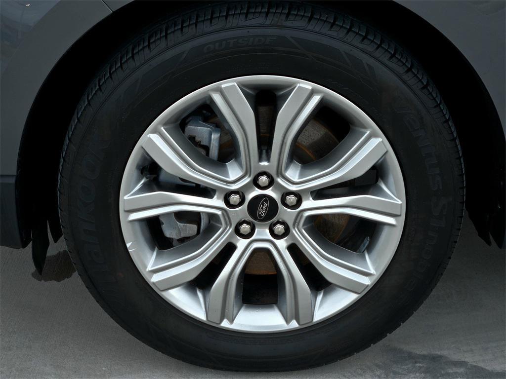 used 2024 Ford Edge car, priced at $24,946