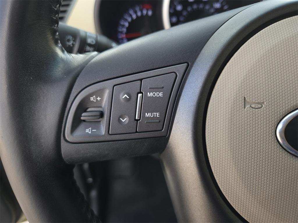 used 2013 Kia Soul car, priced at $6,816